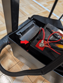 Aircat Battery indicator green light